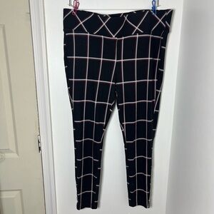 Torrid Plaid Pull-On Pants Size 2 Black Burgundy Windowpane Stretch Trousers